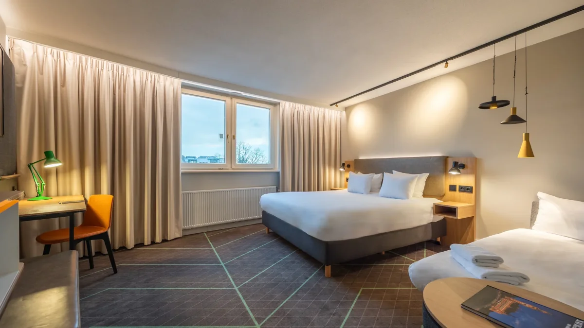 Triple Room