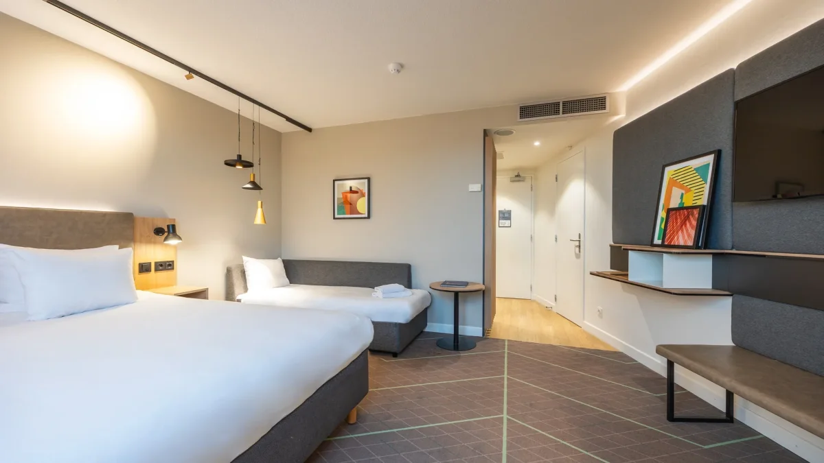 Triple Room